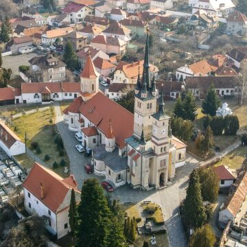 Lucrări fără acordul DJC Brașov la Biserica Sf. Nicolae. Acordul scris a fost emis la câteva zile după începerea lucrărilor Lucrări fără acordul DJC Brașov la Biserica Sf. Nicolae. Acordul scris a fost emis la câteva zile după începerea lucrărilor