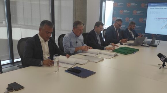 Asociația de Transport Brașov a semnat contractul pentru întocmirea studiului de fezabilitate pentru introducerea trenului metropolitan