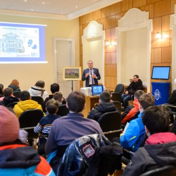 Banca Națională a României – Agenția Brașov reia organizarea lecțiilor de educație financiară pentru elevi Banca Națională a României – Agenția Brașov reia organizarea lecțiilor de educație financiară pentru elevi