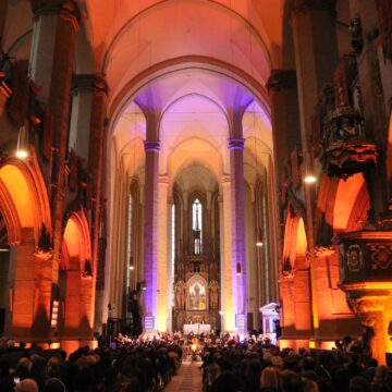 Filarmonica Brașov deschide stagiunea 148 cu Bruckner la Biserica Neagră Filarmonica Brașov deschide stagiunea 148 cu Bruckner la Biserica Neagră