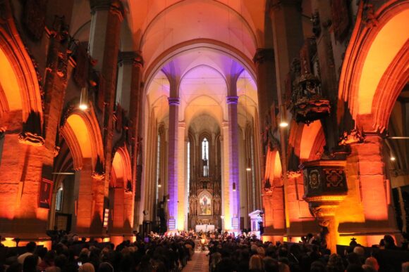 Filarmonica Brașov deschide stagiunea 148 cu Bruckner la Biserica Neagră