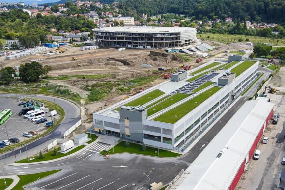 Lucrările la parcarea din Bartolomeu se apropie de final