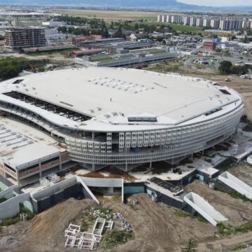 Primăria Brașov anunță stadiul lucrărilor la Sala Polivalentă, dar nu spune ce întârzieri sunt și care este termenul contractual pentru finalizare Primăria Brașov anunță stadiul lucrărilor la Sala Polivalentă, dar nu spune ce întârzieri sunt și care este termenul contractual pentru finalizare