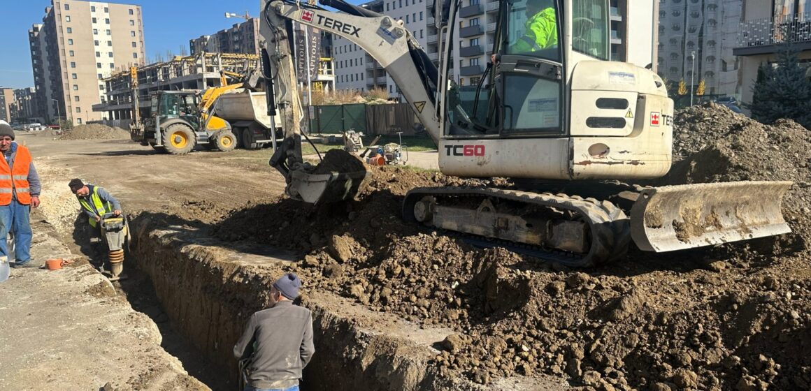 Au început lucrările pentru realizarea canalizării pluviale în zona nouă a Cartierului Tractorul Au început lucrările pentru realizarea canalizării pluviale în zona nouă a Cartierului Tractorul