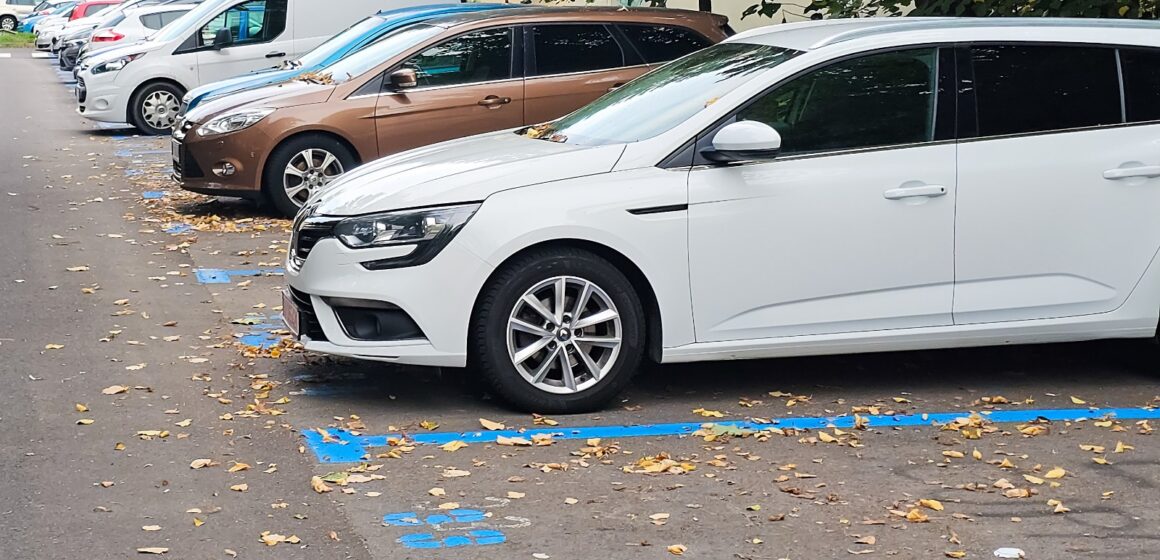 După sesiunea de atribuiri de parcări din zona Zizinului urmează încă două proceduri în Astra I, apoi urmează Florilor