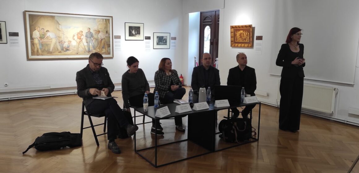 Un dialog oferit de artă despre ce a însemnat un regim opresiv Un dialog oferit de artă despre ce a însemnat un regim opresiv