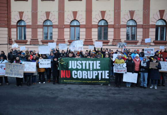 Video | Aproximativ 200 de brașoveni au participat la Marșul pentru Justiție
