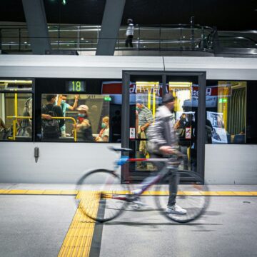 Cu 206,9 mil. € alocați pentru 2026–2028 la nivel european, EIT Urban Mobility invită orașe, companii și universități să adopte modelul de colaborare deja construit în Regiunea Vest Cu 206,9 mil. € alocați pentru 2026–2028 la nivel european, EIT Urban Mobility invită orașe, companii și universități să adopte modelul de colaborare deja construit în Regiunea Vest