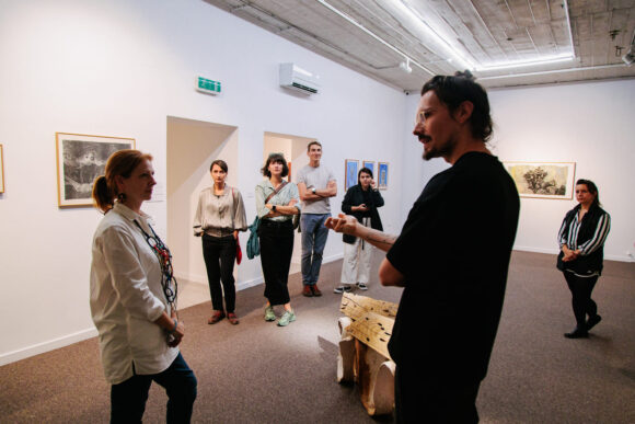 Timișoara | Fundația Art Encounters anunță ultimul tur ghidat Another Time Has Other Lives To Live și șansa de a reîntâlni o parte dintre artiști