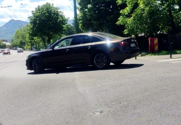 VIDEO | Cu bicicleta în Brașov, orașul mașinilor, P1 – Carpaților