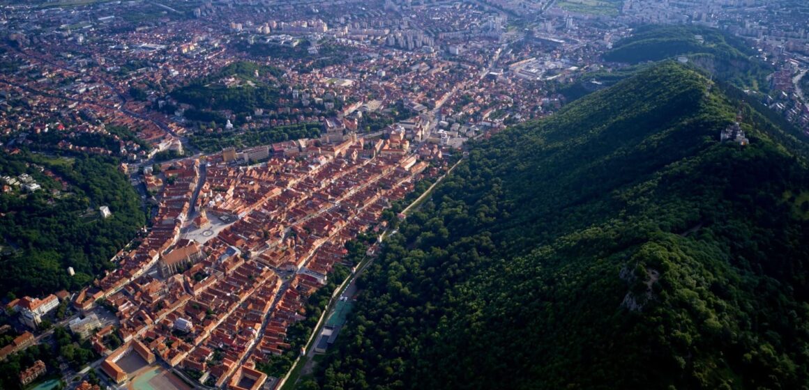 Propunerile de nominalizări la „Premiile Anului în Cultură la Brașov” – PAC 2025 mai pot fi făcute până în 15 februarie