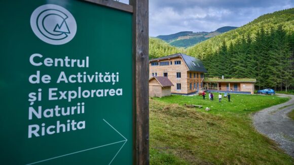 Natura devine sală de clasă pentru peste 500 de elevi din Argeș, Brașov și Sibiu