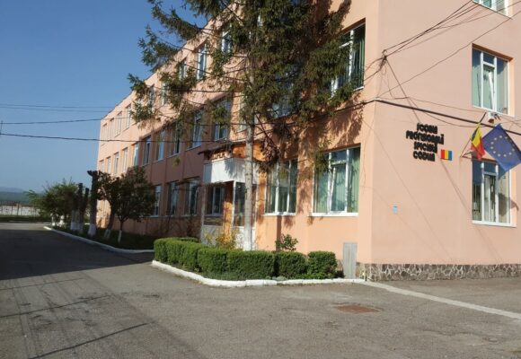 1.734.690 lei pentru dotările școlilor speciale din subordinea Consiliului Județean Brașov