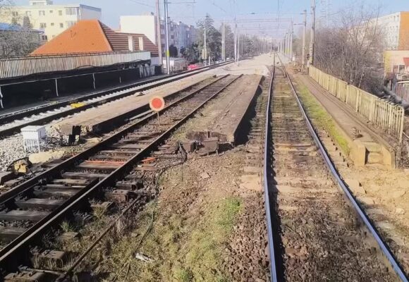 Asociația Pro Infrastructură | Întârzieri pe sectorul de cale ferată Brașov-Apața Asociația Pro Infrastructură | Întârzieri pe sectorul de cale ferată Brașov-Apața