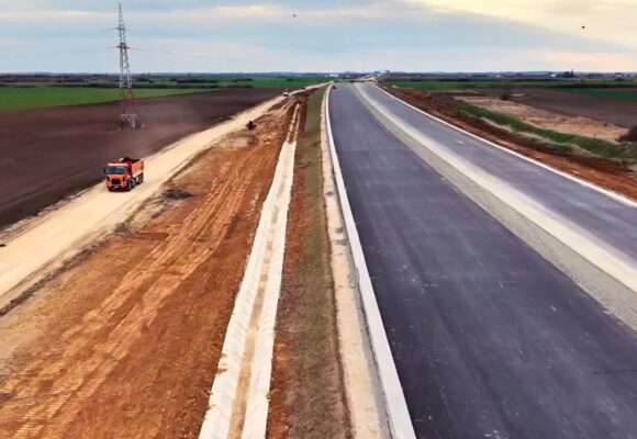Stadiul lucrărilor la Autostrada Transilvania: lotul Chiribiș-Biharia a ajuns la 35% execuție