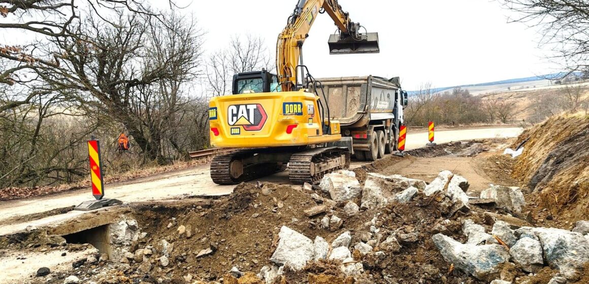 Stadiul lucrărilor la Lotul III DJ 104D Şoarş – Bărcut – limită jud. Sibiu