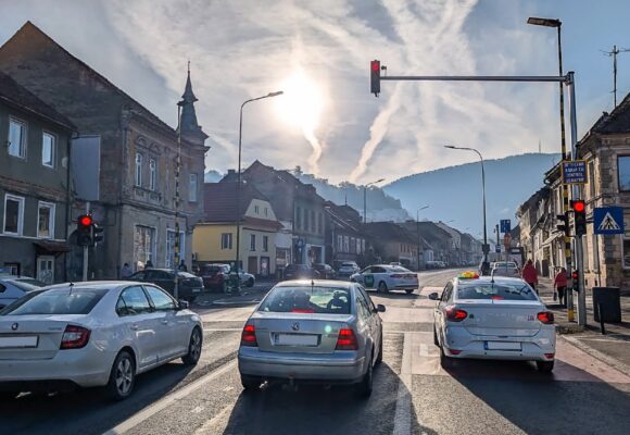 Comisia de Circulație a avizat noi măsuri care vizează traficul din municipiul Brașov