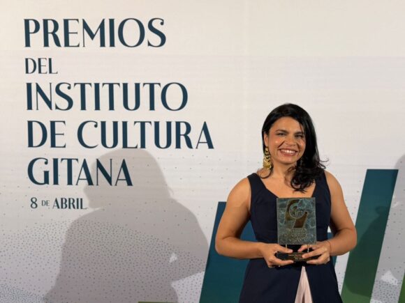 Recunoaștere internațională: actrița Alina Șerban, premiată de Institute of Gypsy Culture din Madrid în cadrul Zilei Internaționale a Romilor