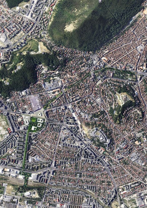 Centrul Civic | Izolat în centrul Brașovului | cu arhitecții Andrei Fanciali și Matei Niculescu