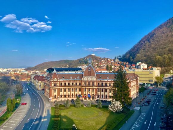 Sediul Consiliului Județean Brașov și Corpul B al Spitalului Mârzescu au fost incluse pentru finanțare prin Programul naţional de consolidare a clădirilor cu risc seismic ridicat