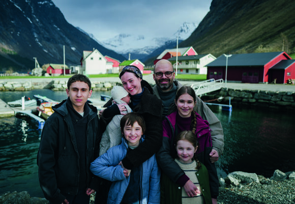 Fjord, în regia lui Cristian Mungiu, selectat în competiția oficială pentru Palme d’Or la Festivalul de Film de la Cannes Fjord, în regia lui Cristian Mungiu, selectat în competiția oficială pentru Palme d’Or la Festivalul de Film de la Cannes