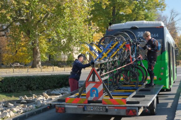 RATBV reia de sâmbătă transportul gratuit al bicicletelor în Poiana Brașov