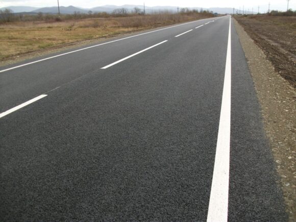 Consiliul Județean Brașov ar putea cheltui până la 558 de milioane de lei pentru întreținerea drumurilor județene în următorii patru ani