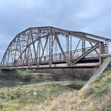 Consiliul Județean Brașov reia licitația pentru lucrările de construire a unui nou pod în satul Podu Olt Consiliul Județean Brașov reia licitația pentru lucrările de construire a unui nou pod în satul Podu Olt