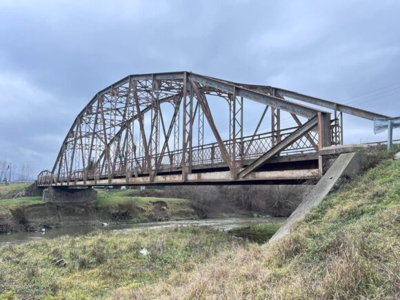 Consiliul Județean Brașov reia licitația pentru lucrările de construire a unui nou pod în satul Podu Olt