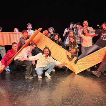 Trupa Amprente urcă pe scena Teatrului Sică Alexandrescu cu piesa „Ajunge”