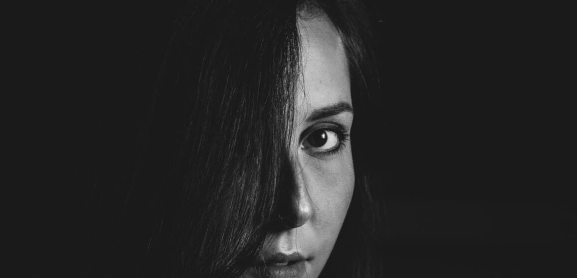 CVLTARTES propune o selecție de poeme semnate de Diana Boariu