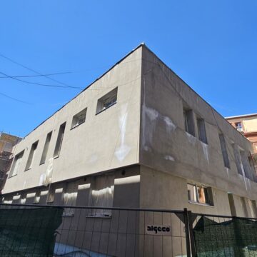 Fosta cantină din vecinătatea Palatului Administrativ Brașov ar putea fi gata la finalul lunii iunie Fosta cantină din vecinătatea Palatului Administrativ Brașov ar putea fi gata la finalul lunii iunie