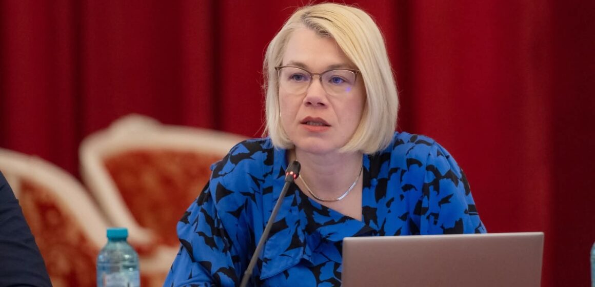 Proiect de lege USR: femeile însărcinate să aibă drept la însoțitor în maternitate pe durata nașterii