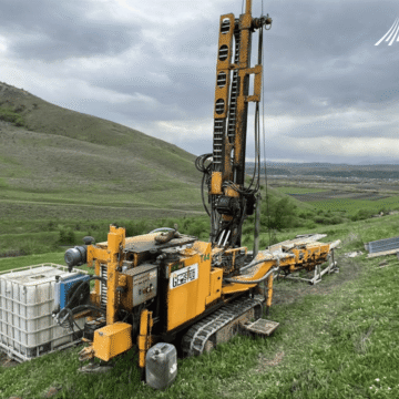 Autostrada A13 Brașov-Bacău: 19.500 metri forați pentru studiul geotehnic