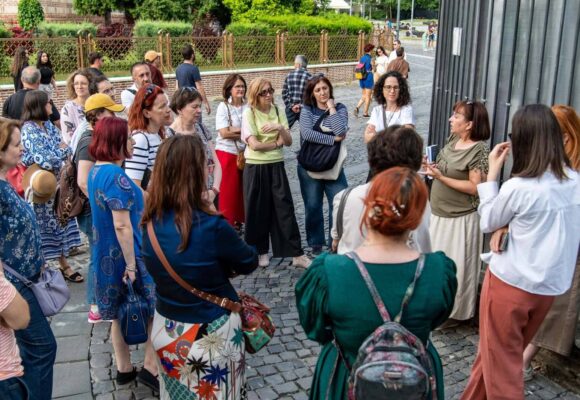 Timișoara își descoperă harta literară: orașul intră în rețeaua națională printr-o serie de evenimente dedicate lecturii și explorării urbane Timișoara își descoperă harta literară: orașul intră în rețeaua națională printr-o serie de evenimente dedicate lecturii și explorării urbane