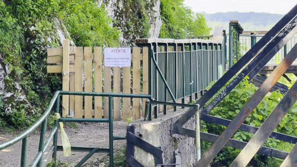 Primăria Brașov a semnat contractul pentru reamenajarea platformei Belvedere de pe Tâmpa. Termenul de finalizare este de trei luni