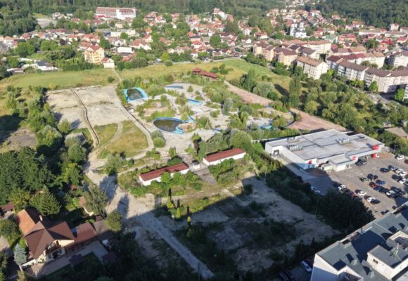 Consiliul Local Brașov a aprobat propunerea pentru amenajarea fostului ștrand din Noua Consiliul Local Brașov a aprobat propunerea pentru amenajarea fostului ștrand din Noua