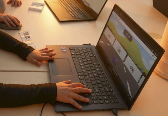Profesorii predau matematică mai eficient dacă sunt asistați de inteligența artificială, arată un studiu Eduten realizat în România Profesorii predau matematică mai eficient dacă sunt asistați de inteligența artificială, arată un studiu Eduten realizat în România