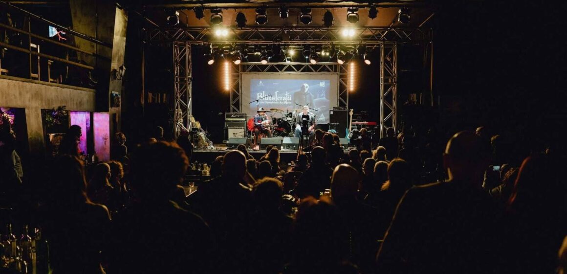M | Muzică, vampiri și blues psihedelic: din culisele Transilvania Blues și ale fenomenului Blüesferatü